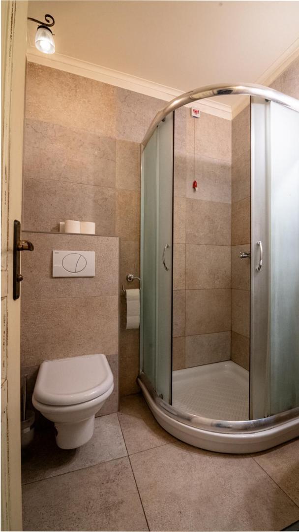 Veganfresh Hotel Medvode Bagian luar foto