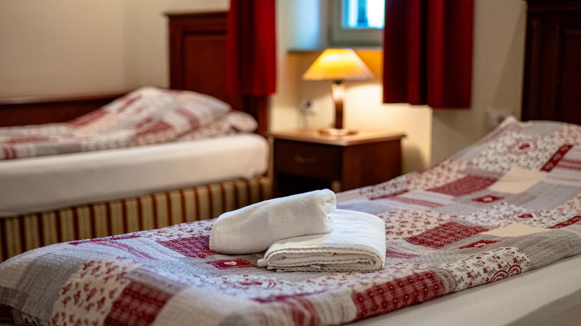 Veganfresh Hotel Medvode Bagian luar foto