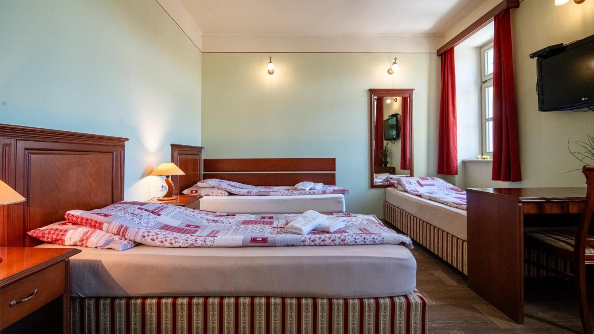 Veganfresh Hotel Medvode Bagian luar foto